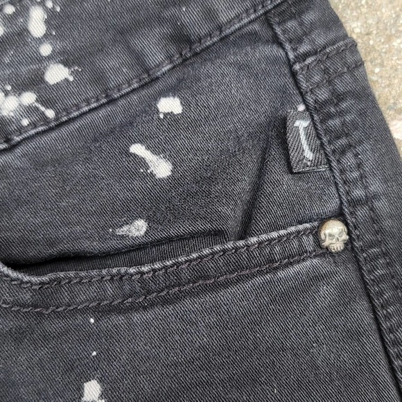 Tripp NYC Distressed Bleach-dyed  Skinny Jeans Skull Accents - Picture 5 of 6